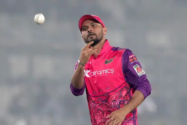 বিপিএলের জন্য ফিট নন মাশরাফি