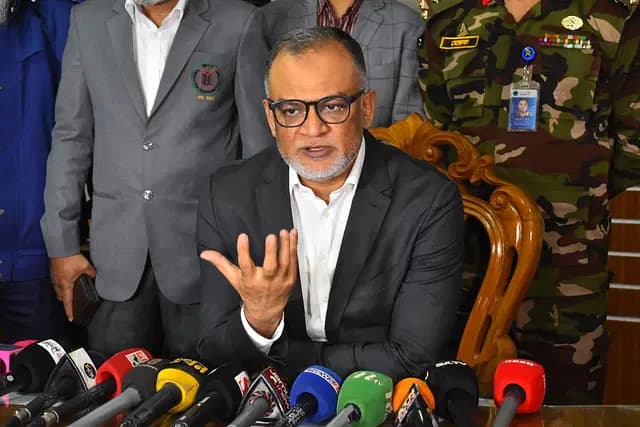 পর্যাপ্ত মজুত থাকায় রমজানে নিত্যপণ্যের দাম নিম্নমুখী থাকবে