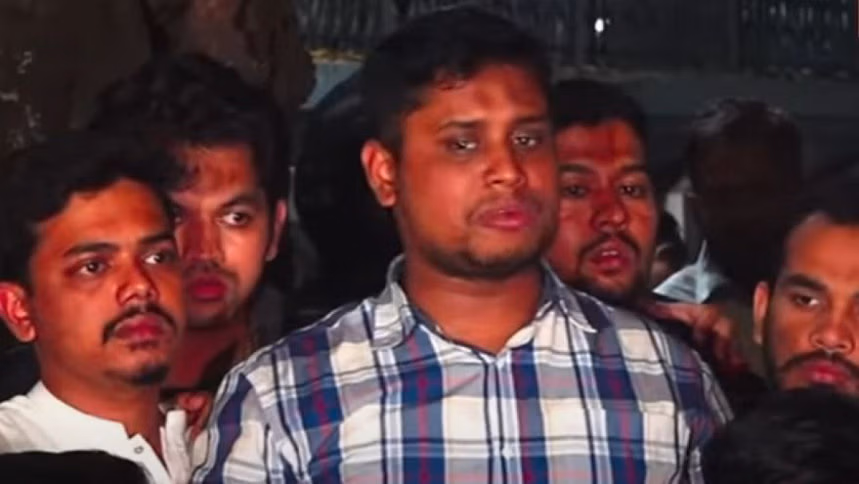 আমলাতান্ত্রিক জটিলতায় সরকার আহতদের দাবি পূরণ করতে পারেনি: হাসনাত আবদুল্লাহ