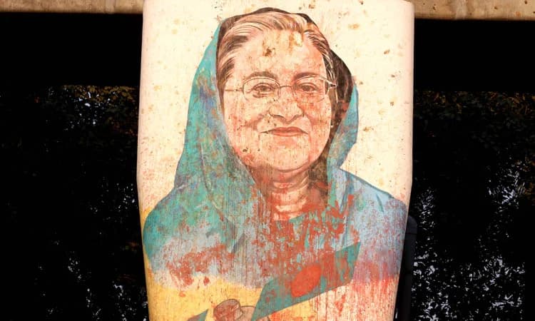 হাসপাতাল পরিদর্শনে গিয়ে ‘নো ট্রিটমেন্ট, নো রিলিজ’ নির্দেশ দেন হাসিনা : চিফ প্রসিকিউটর