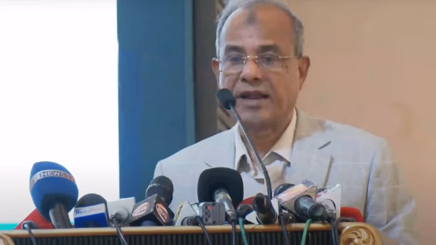 কোনো অপরাধীকে রাস্তায়-মাঠে-ময়দানে-রাজপথে দেখতে চাই না: স্বরাষ্ট্র উপদেষ্টা